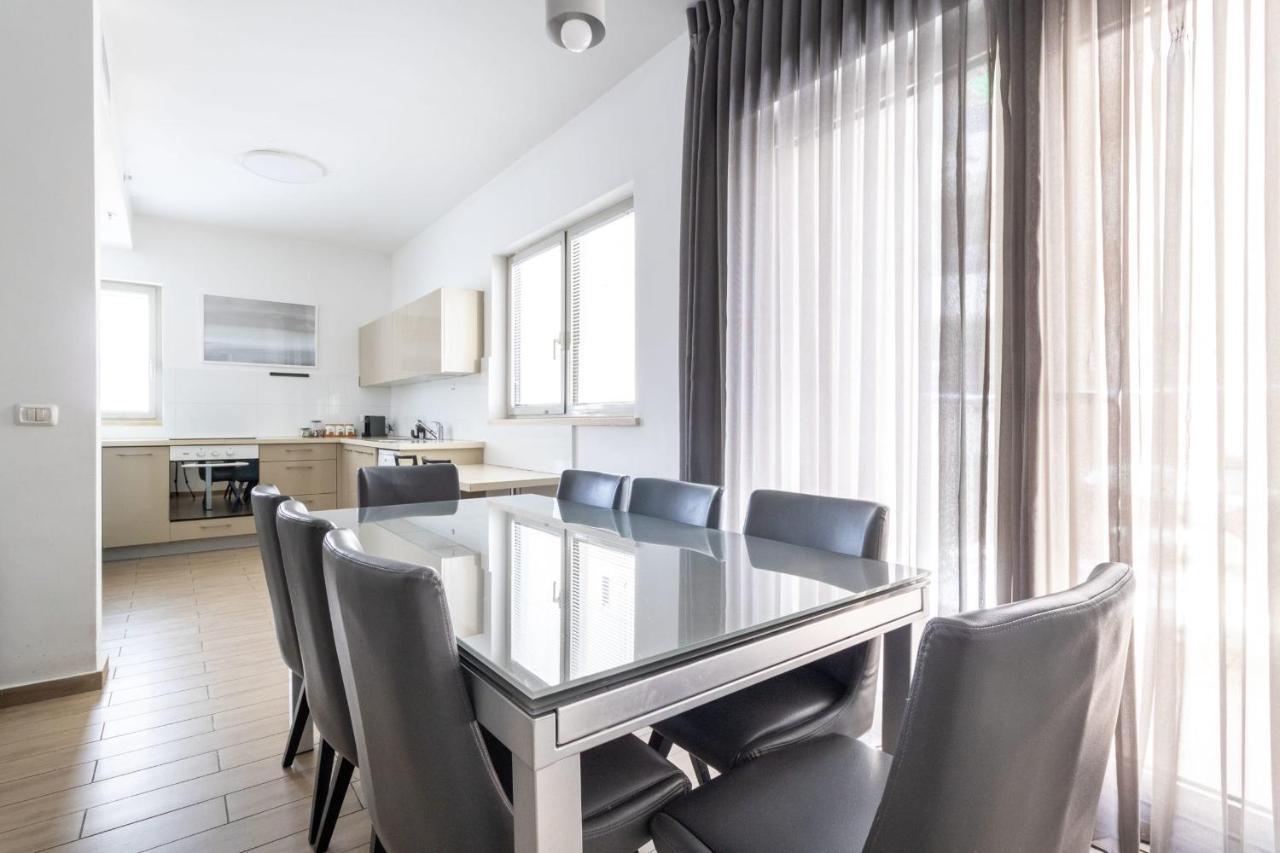 Jaffa- Beautiful 3 Bedroom Apartment Best Location 예루살렘 외부 사진